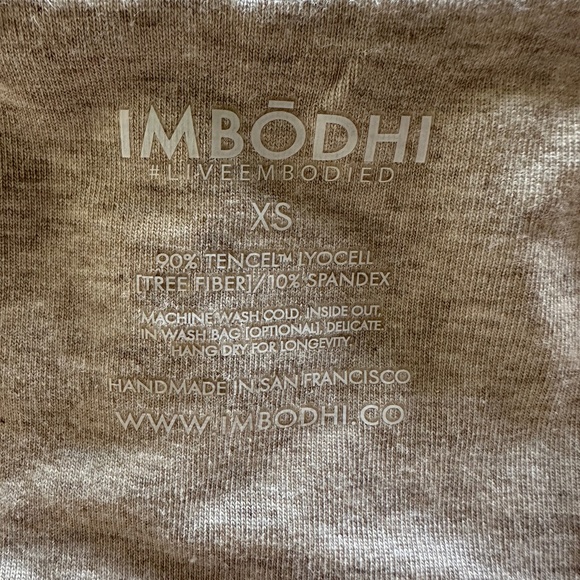 NWT Imbodhi Lila Yoga Activewear Shorts Romper - Oatmeal - XS - Picture 5 of 8